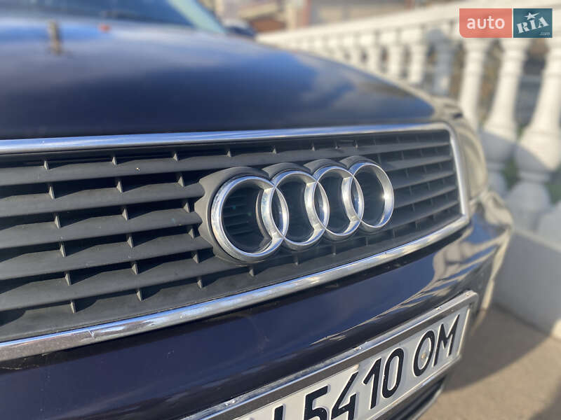 Седан Audi A6 2003 в Одессе