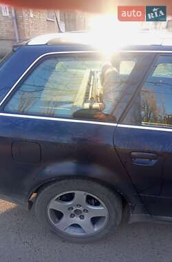 Универсал Audi A6 2000 в Николаеве