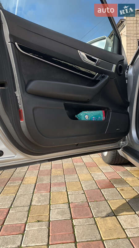 Седан Audi A6 2004 в Болграде