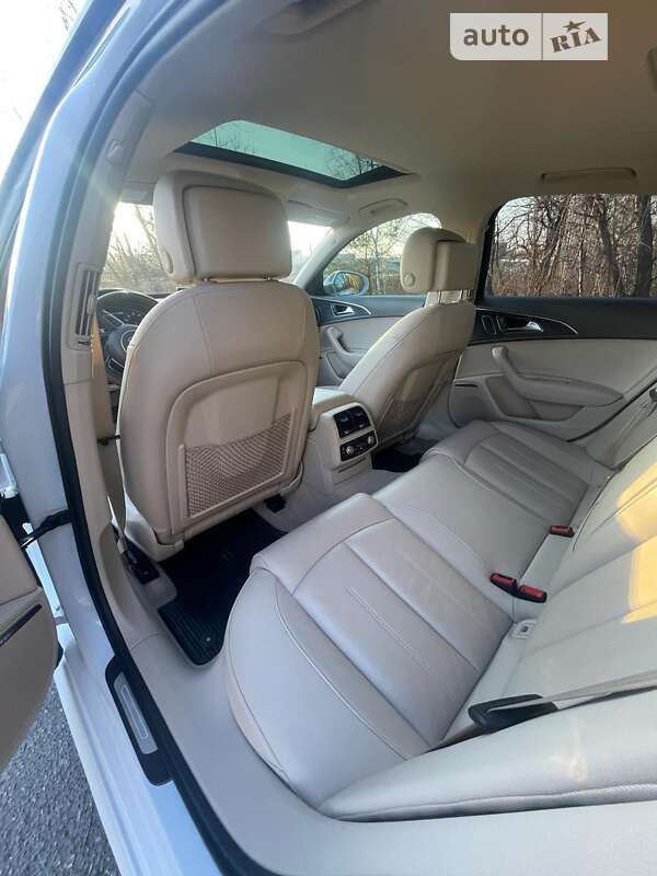 Седан Audi A6 2017 в Киеве