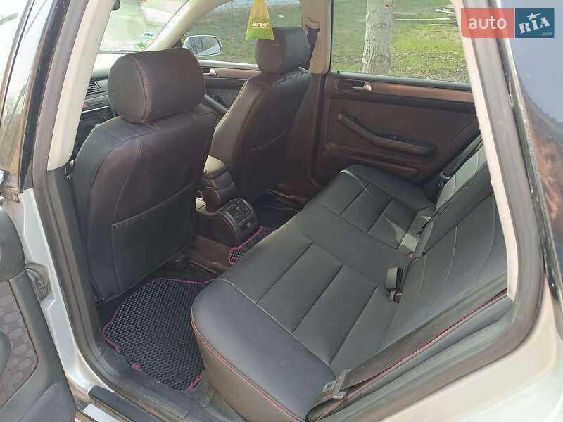 Универсал Audi A6 2004 в Гайвороне