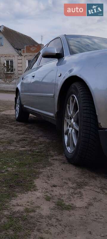 Седан Audi A6 1998 в Сумах