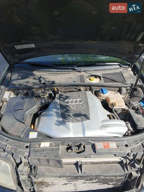Универсал Audi A6 2003 в Варве
