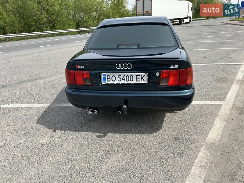 Седан Audi A6 1996 в Подволочиске