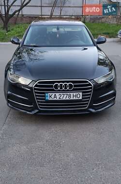 Седан Audi A6 2015 в 