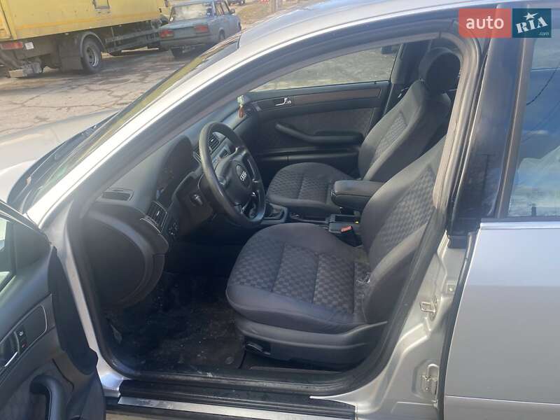 Седан Audi A6 2000 в Житомире