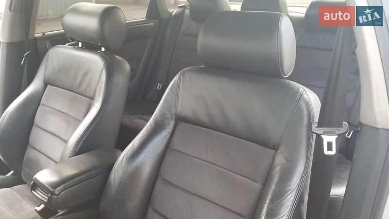 Седан Audi A6 2002 в Шепетовке