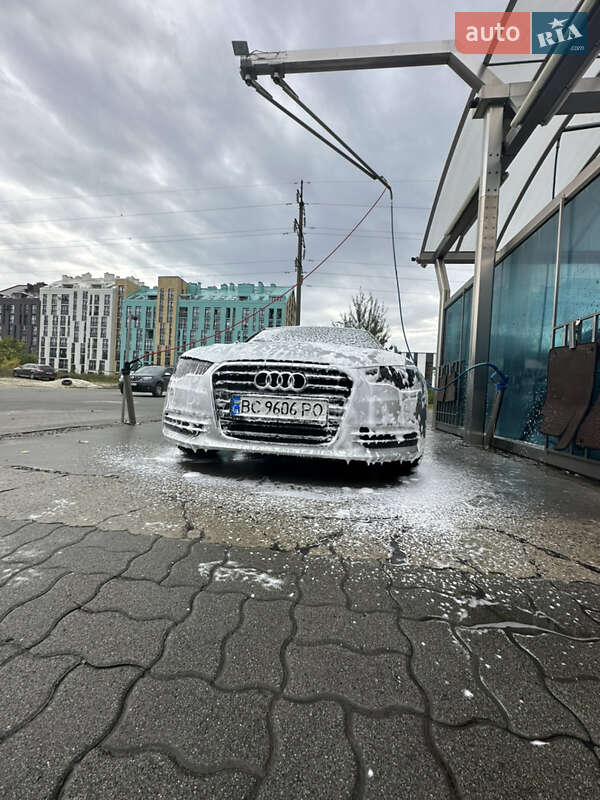 Седан Audi A6 2014 в Львове