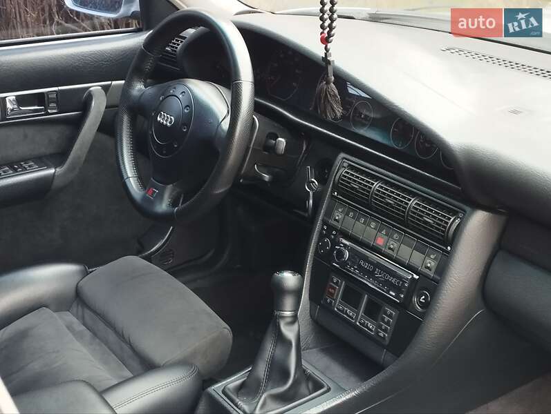 Седан Audi A6 1997 в Киеве