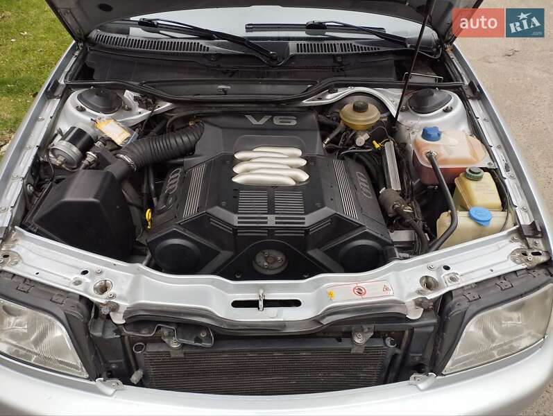 Седан Audi A6 1997 в Киеве