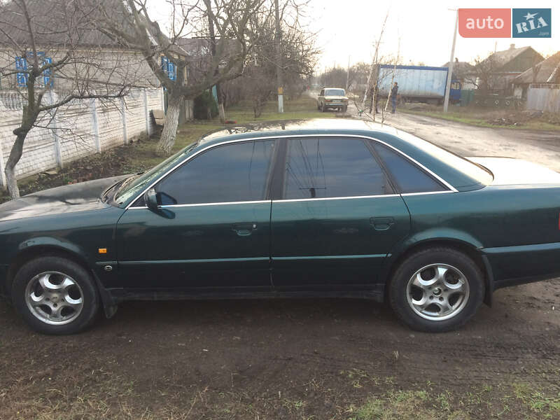 Седан Audi A6 1996 в Днепре