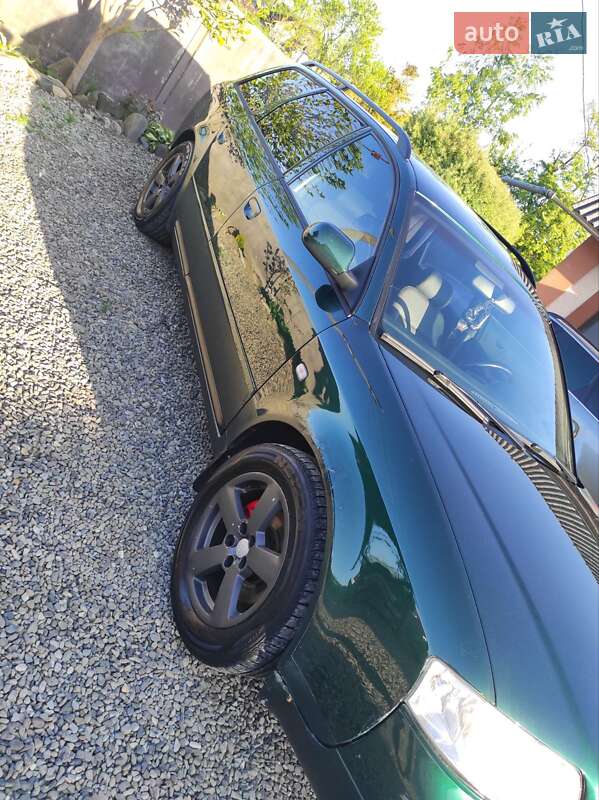 Универсал Audi A6 2001 в Косове