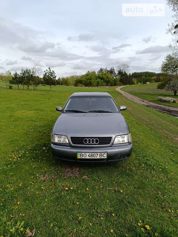 Седан Audi A6 1996 в Шумске