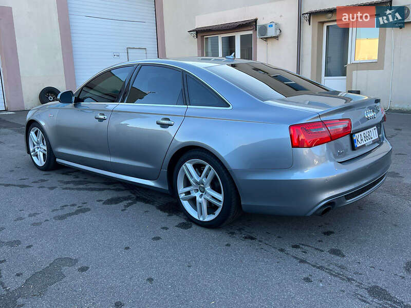 Седан Audi A6 2015 в Киеве
