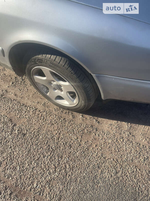 Седан Audi A6 1997 в Овруче