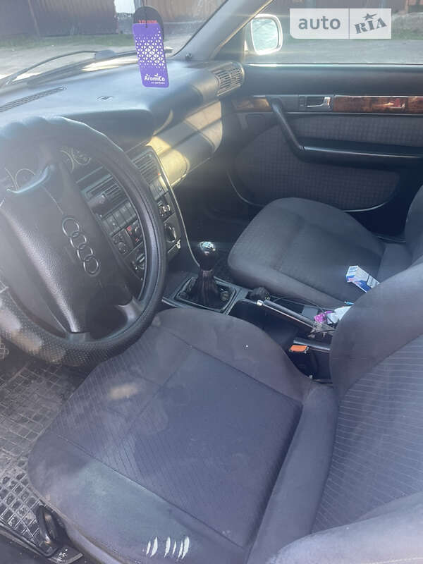 Седан Audi A6 1997 в Овруче
