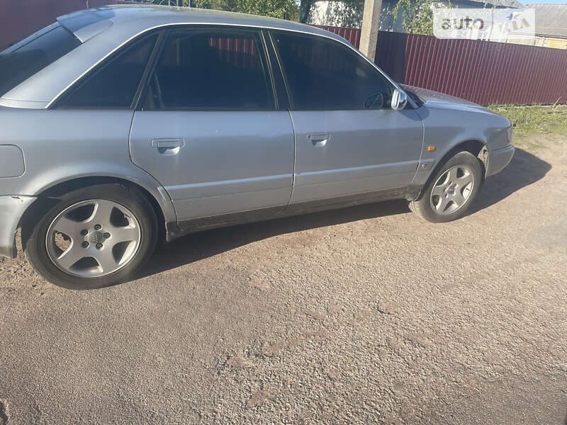 Седан Audi A6 1997 в Овруче