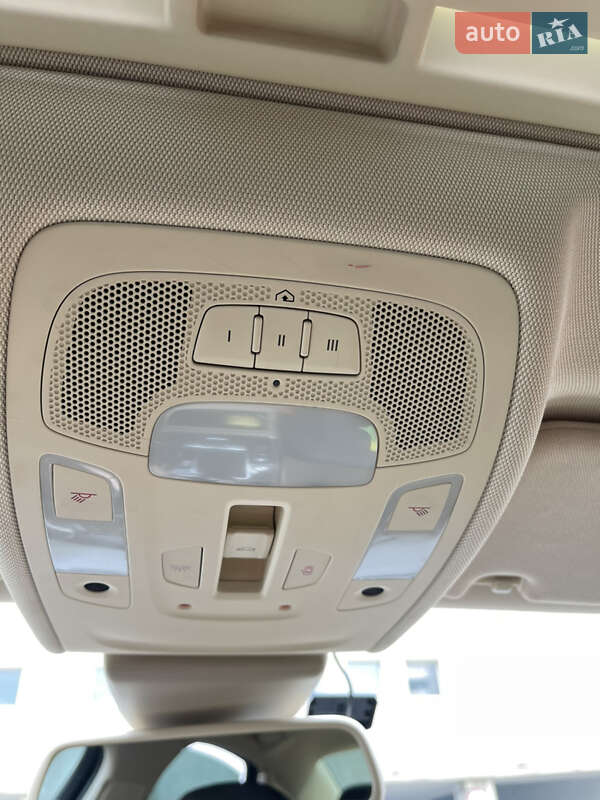 Седан Audi A6 2015 в Киеве