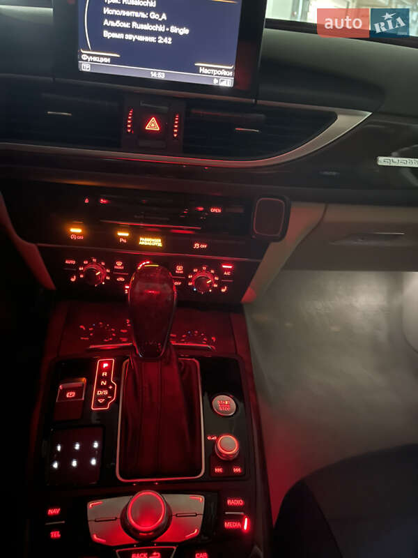 Седан Audi A6 2015 в Киеве