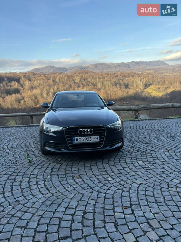 Седан Audi A6 2013 в Тячеве