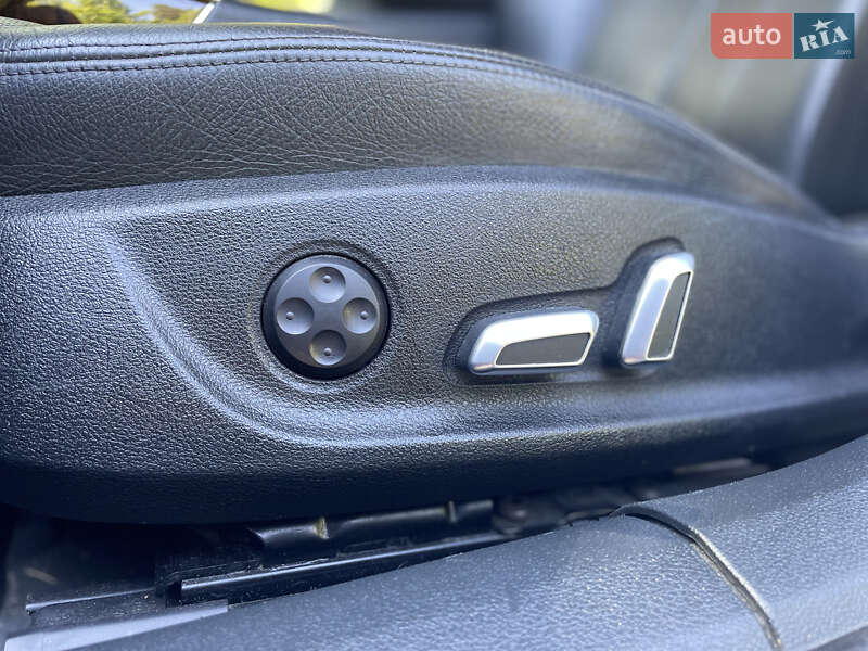 Седан Audi A6 2015 в Киеве