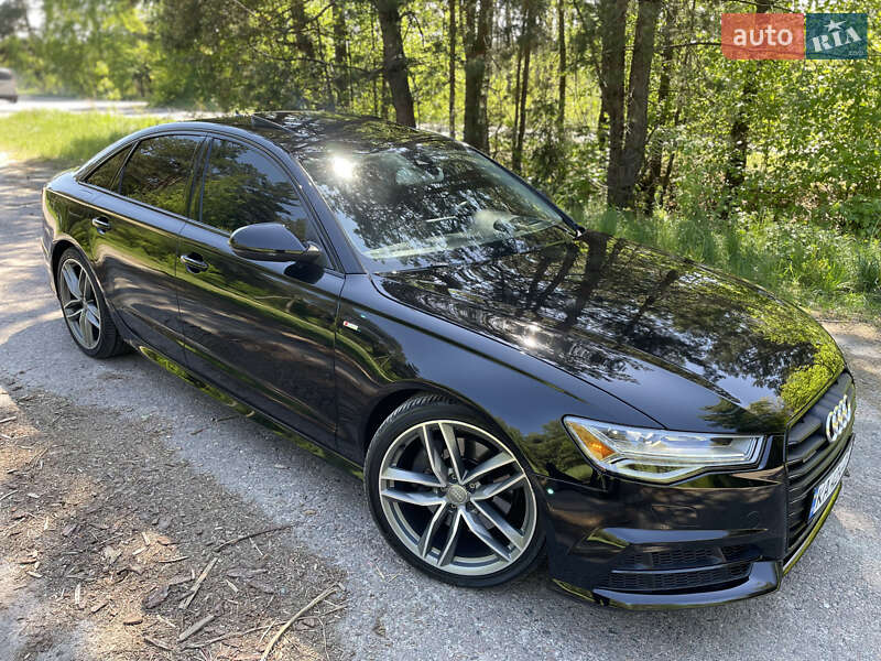 Седан Audi A6 2015 в Киеве