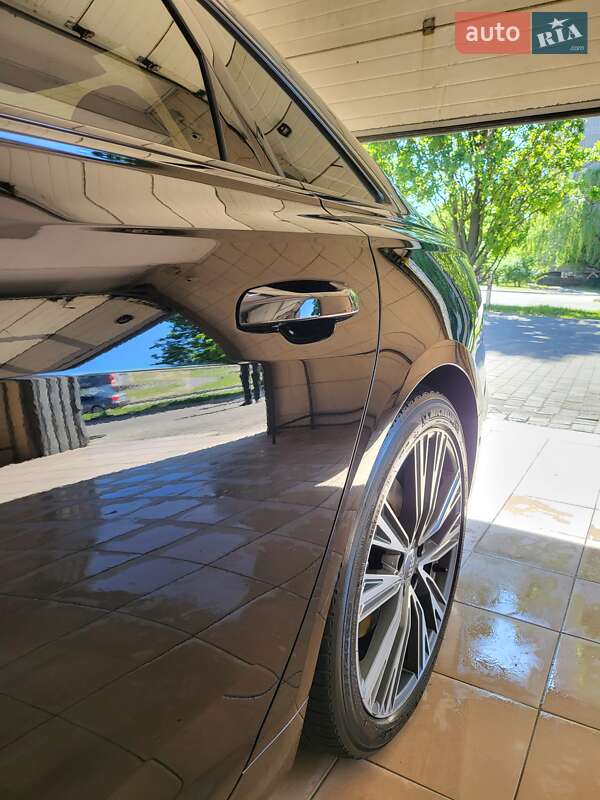 Седан Audi A6 2020 в Мукачево