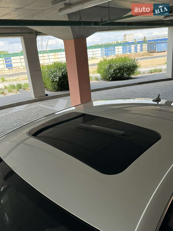 Седан Audi A6 2016 в Киеве