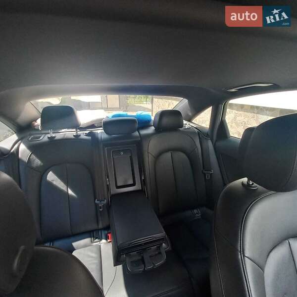 Седан Audi A6 2017 в Сваляве