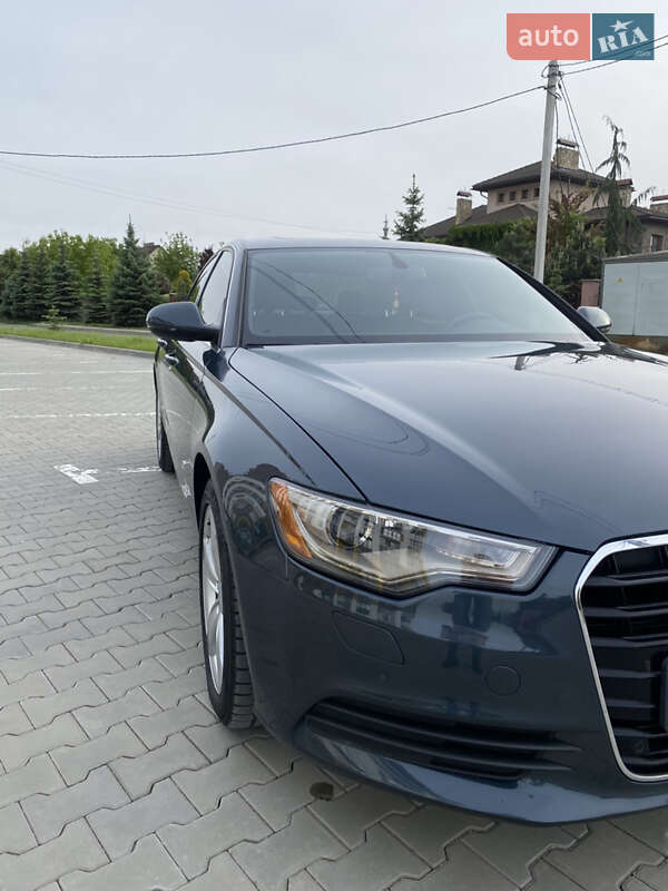 Седан Audi A6 2012 в Луцке