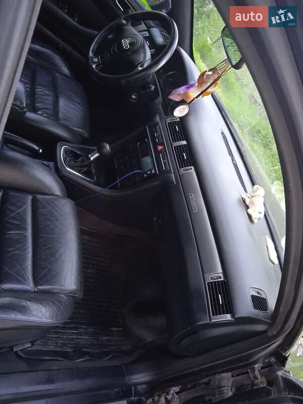 Универсал Audi A6 2004 в Верховине