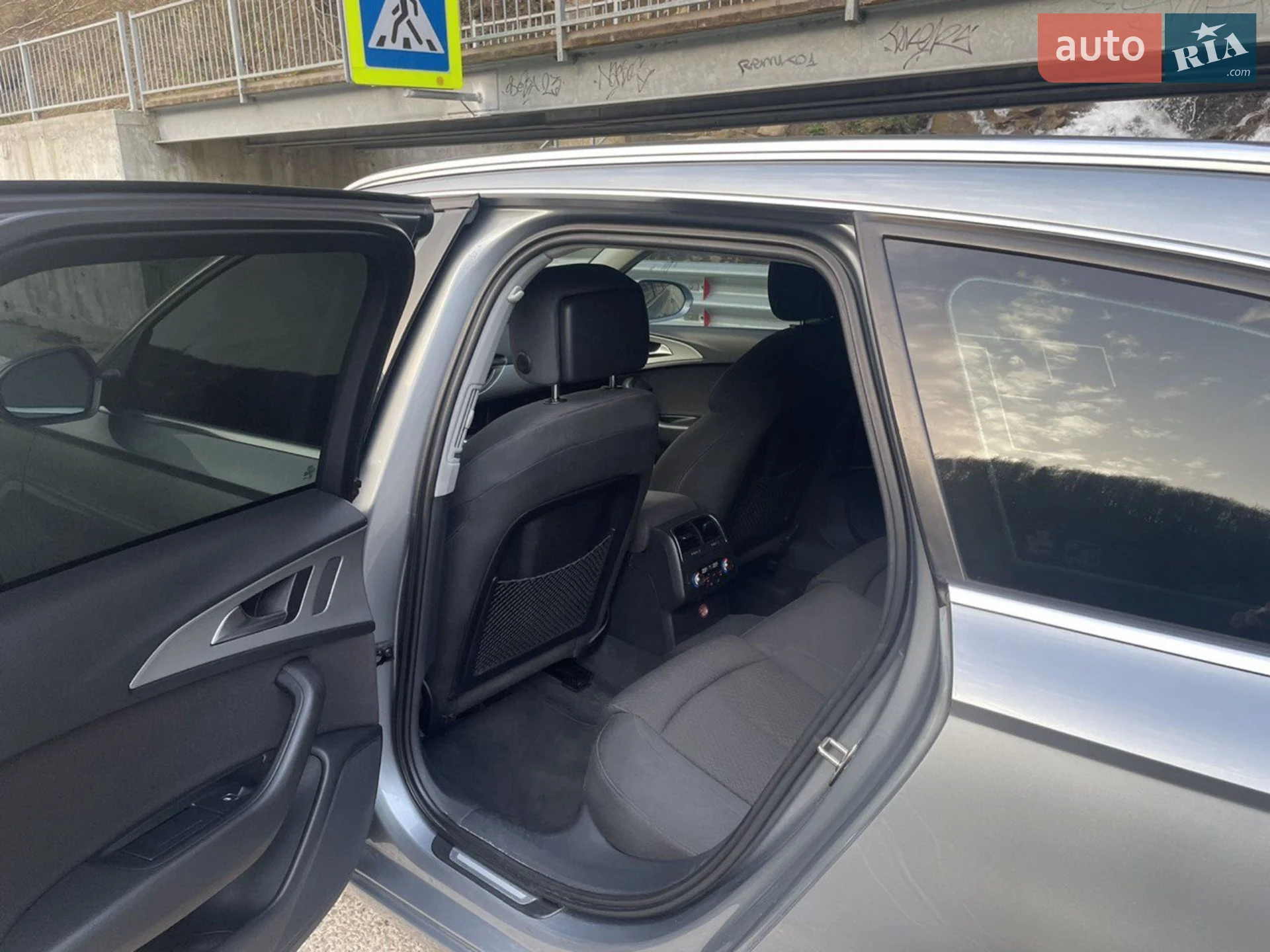 2011 Audi A6 - мініатюра 2