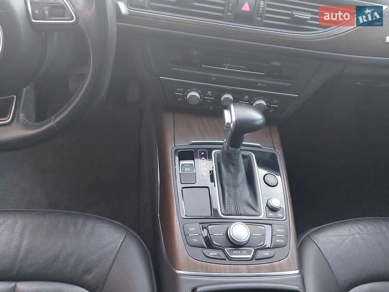 Седан Audi A6 2014 в Умані