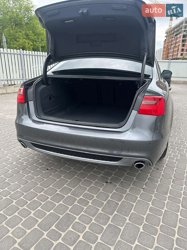 Седан Audi A6 2013 в Львове