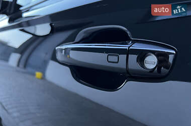 Седан Audi A6 2016 в 