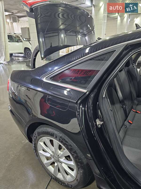 Седан Audi A6 2012 в Сумах