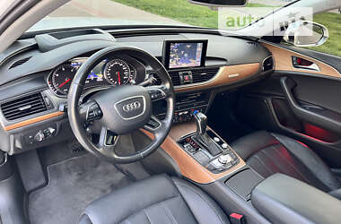 Седан Audi A6 2015 в 
