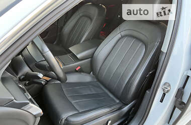 Седан Audi A6 2015 в 