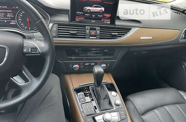 Седан Audi A6 2015 в Киеве