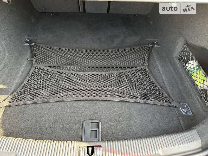 Седан Audi A6 2015 в Киеве