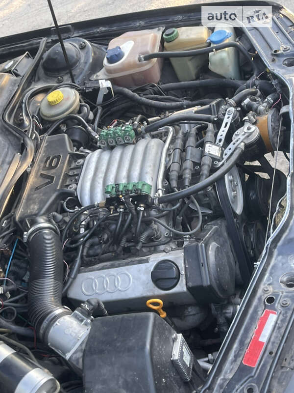 Седан Audi A6 1995 в Дунаевцах