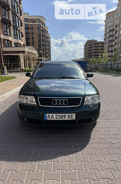 Универсал Audi A6 2000 в Киеве