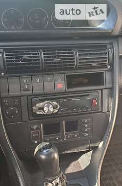 Седан Audi A6 1996 в Владимирце