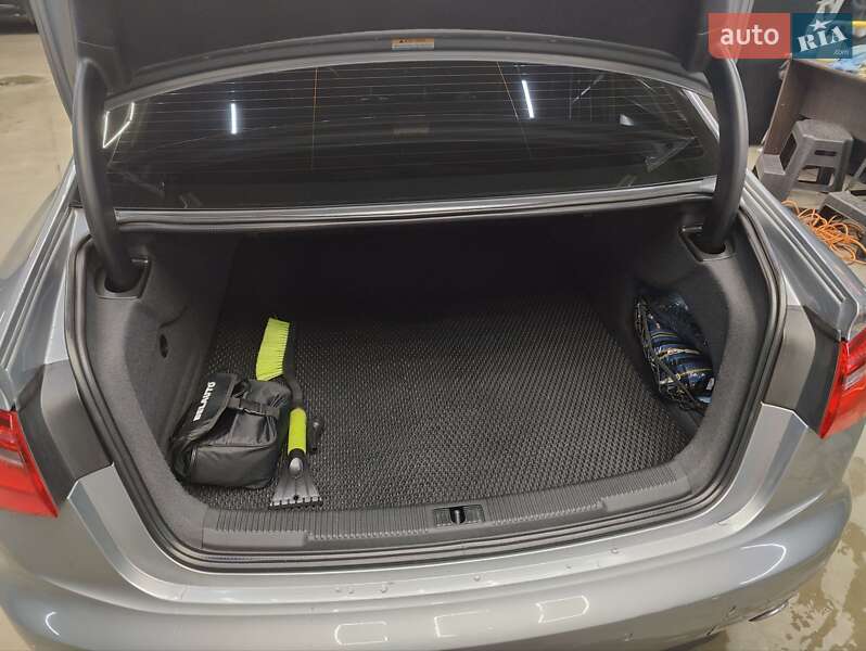 Седан Audi A6 2014 в Киеве