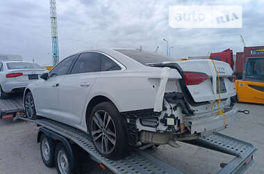 Седан Audi A6 2019 в 