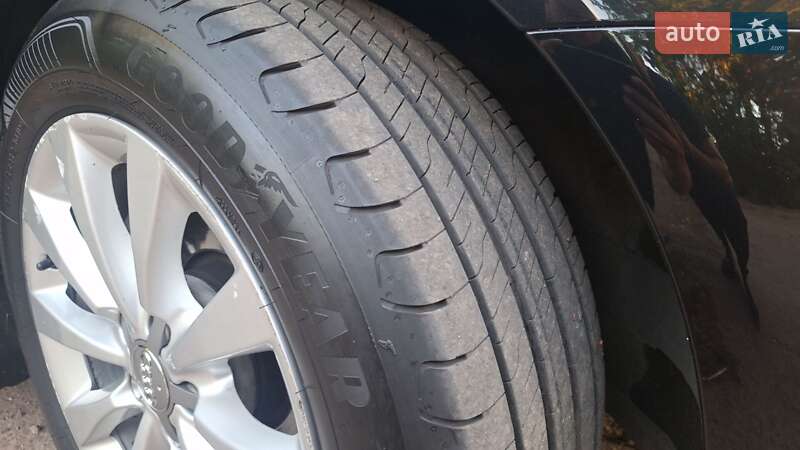 Седан Audi A6 2012 в Кропивницком