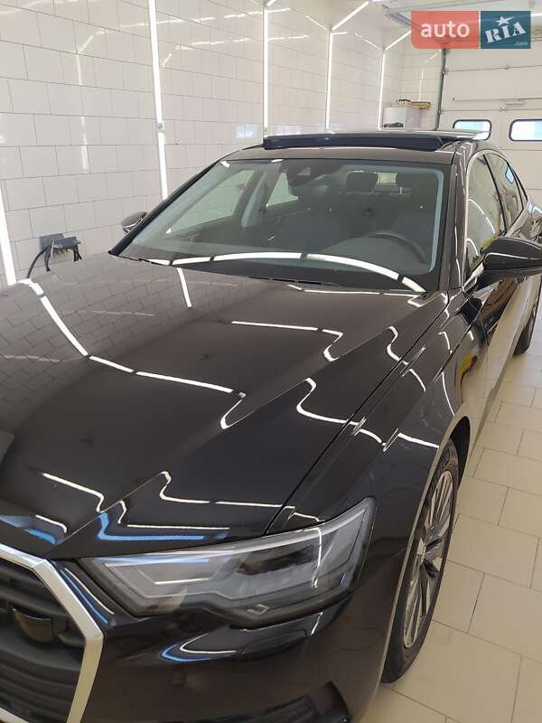 Седан Audi A6 2018 в Черновцах