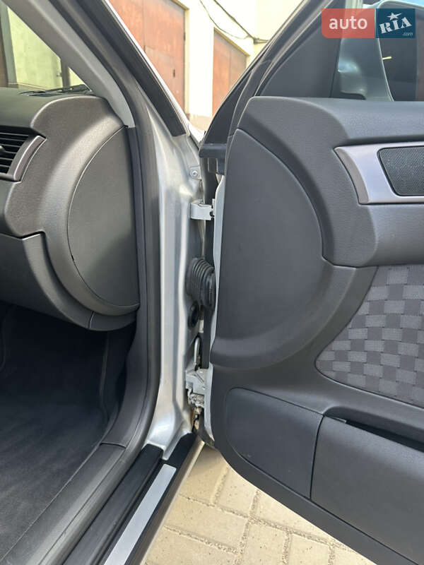 Седан Audi A6 2003 в Луцке фото 15 Седан Audi A6 2003 в Луцке