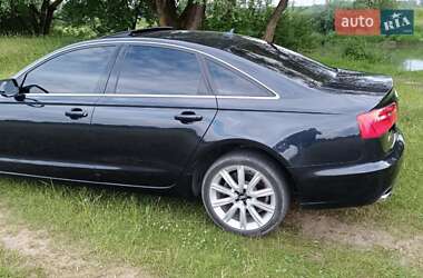 Седан Audi A6 2012 в 