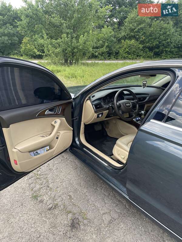 Седан Audi A6 2013 в Новомосковске